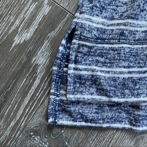 Market& Spruce funnel neck sweater striped burnout - Picture 4 of 6